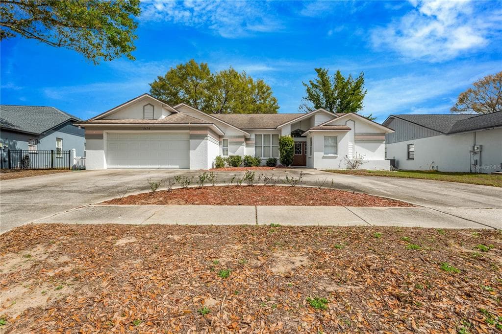 2626 CRESTFIELD Drive, VALRICO, FL 33596 photo 2