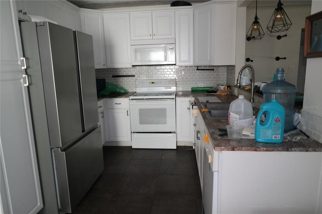 800 HARBOR DRIVE, ST PETERSBURG, FL, 33705 photo 4