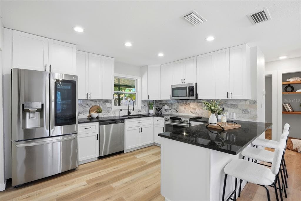 4234 HARRISBURG STREET, ST PETERSBURG, FL, 33703 photo 5