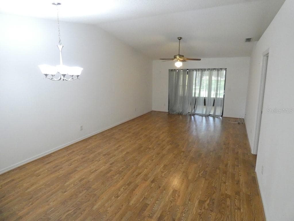 2211 EISENHOWER Drive Unit 106, DUNEDIN, FL 34698 photo 4