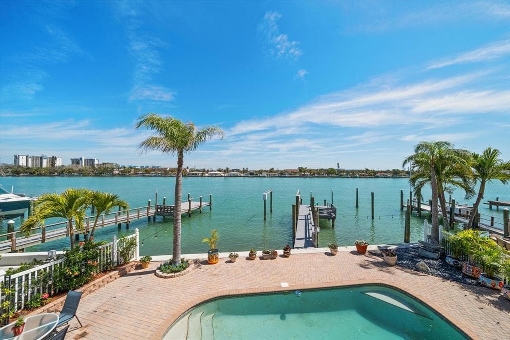 8685 BAY DRIVE, TREASURE ISLAND, FL, 33706