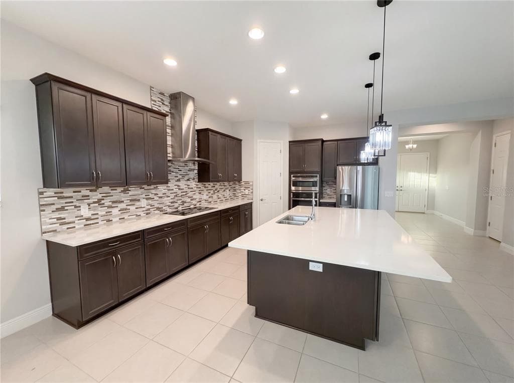 11277 RUSTIC TIMBER Loop, SAN ANTONIO, FL 33576 photo 2