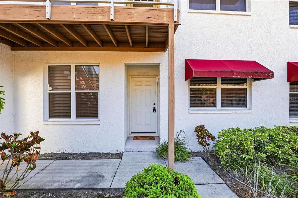 1440 WATER VIEW Drive Unit 101, LARGO, FL 33771 photo 5