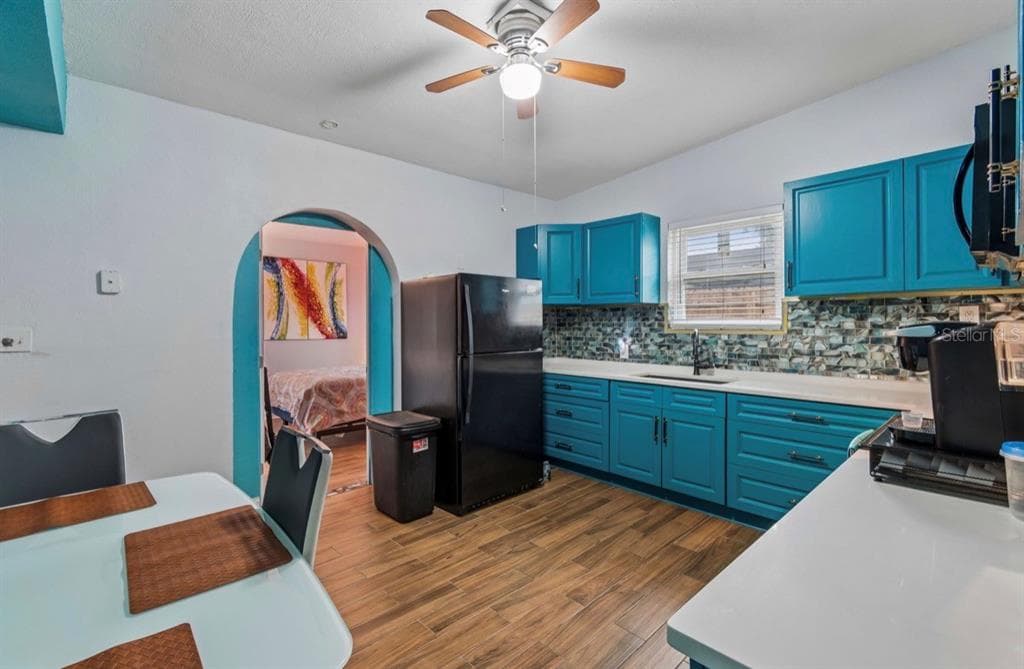 4479 PORPOISE DRIVE, ST PETERSBURG, FL, 33705 photo 3