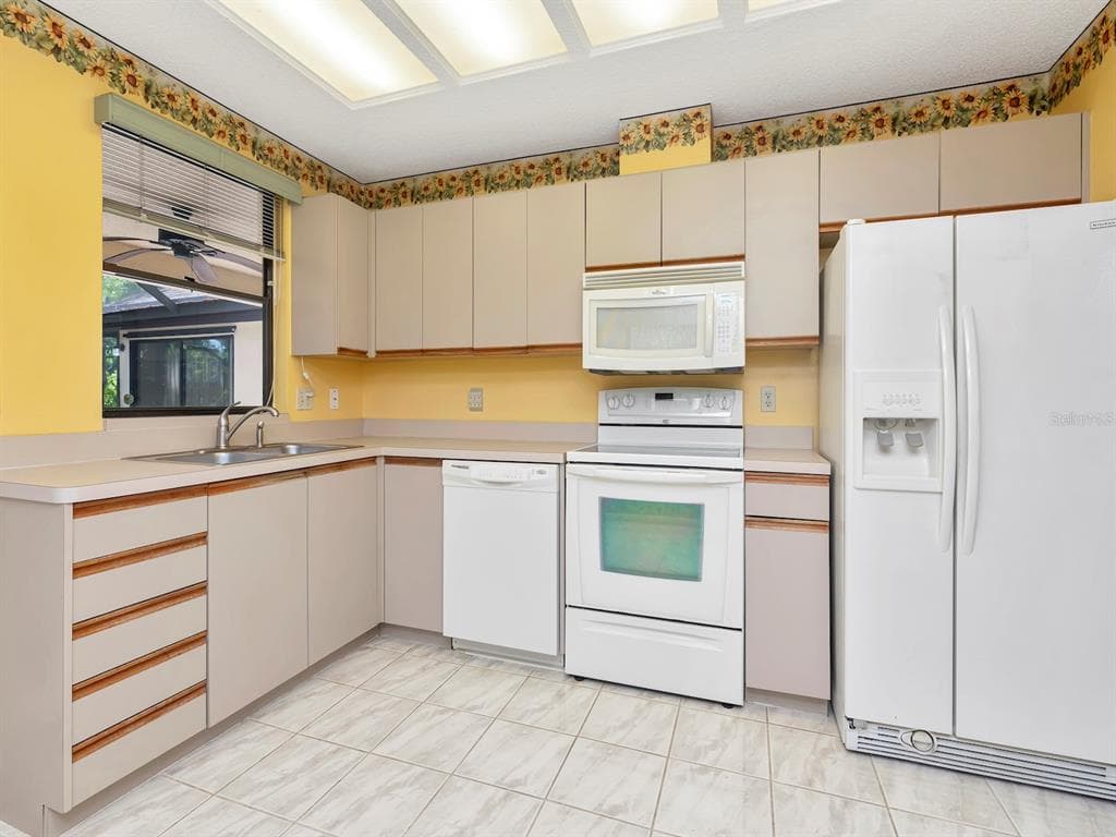 1955 SANDALWOOD PLACE, CLEARWATER, FL, 33760 photo 3