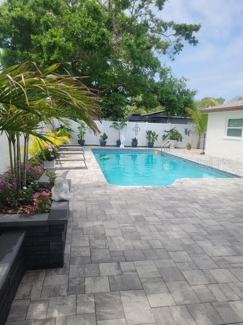 9244 79TH AVENUE, SEMINOLE, FL, 33777 photo 2