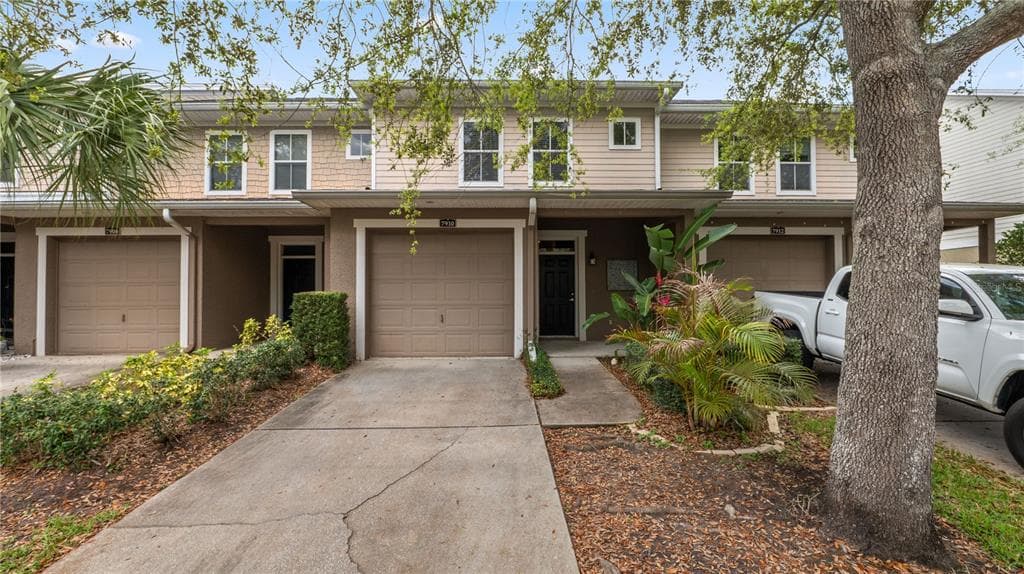 7910 BALLY MONEY Road, TAMPA, FL 33610