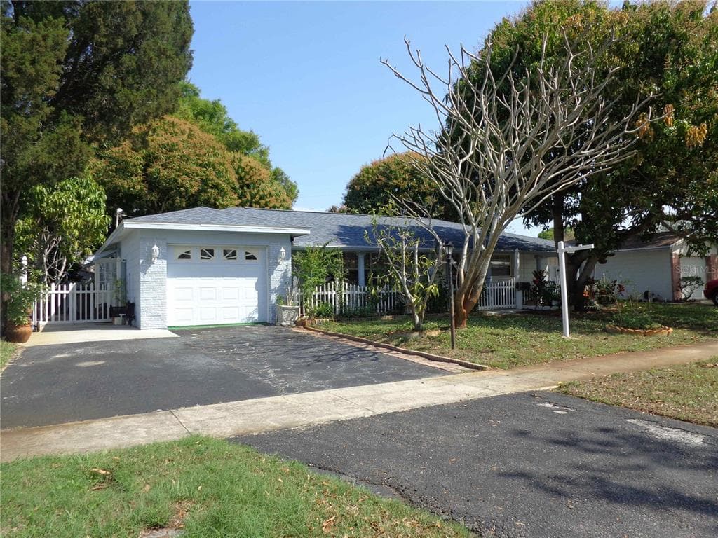 6165 26TH Avenue, Street PETERSBURG, FL 33710 photo 2