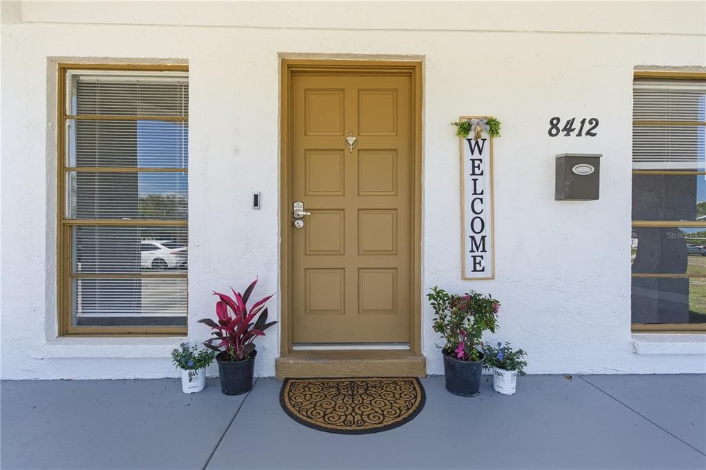 8412 WESTRIDGE DRIVE, TAMPA, FL, 33615 photo 4