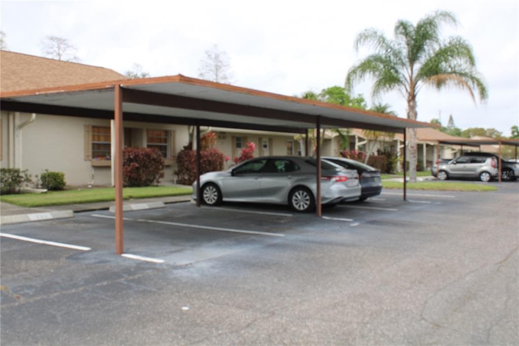 10780 43RD Street Unit 701, CLEARWATER, FL 33762 photo 2