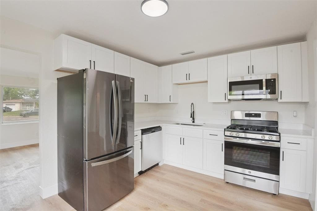 3468 9TH Avenue, Street PETERSBURG, FL 33713 photo 2