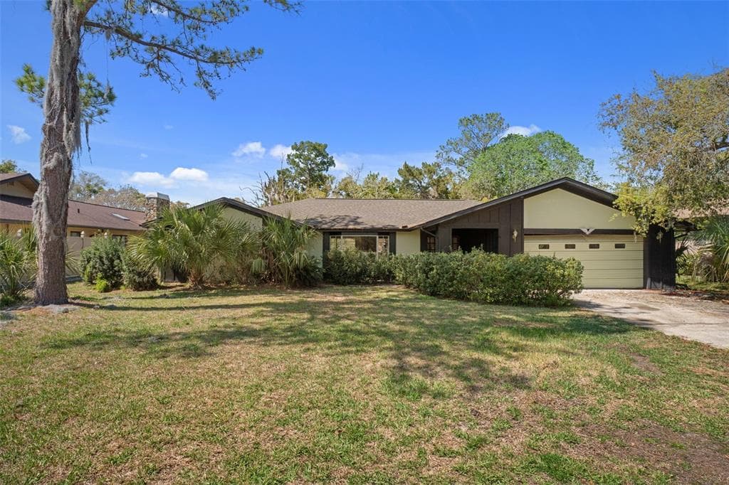 5060 STETSON POINT Drive, HOMOSASSA, FL 34448