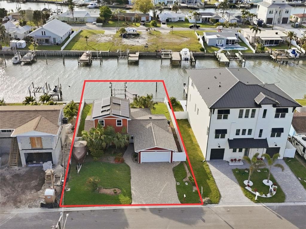 532 CRYSTAL DRIVE, MADEIRA BEACH, FL, 33708 photo 2