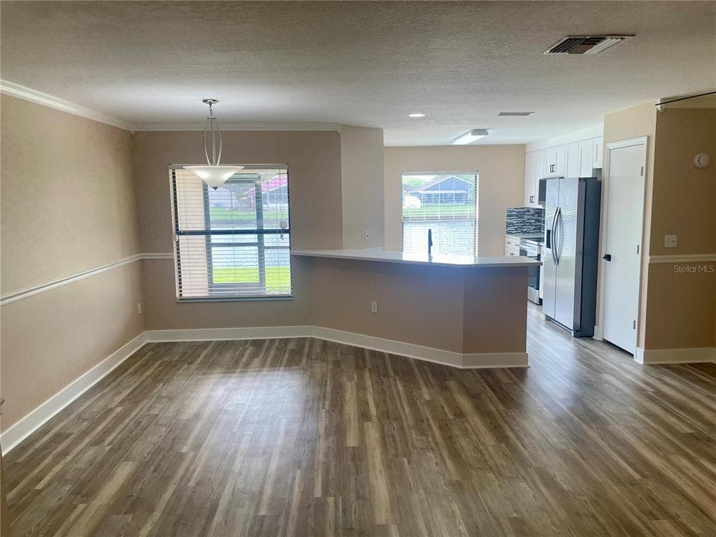 2634 EDGEWATER FALLS Drive, BRANDON, FL 33511 photo 4