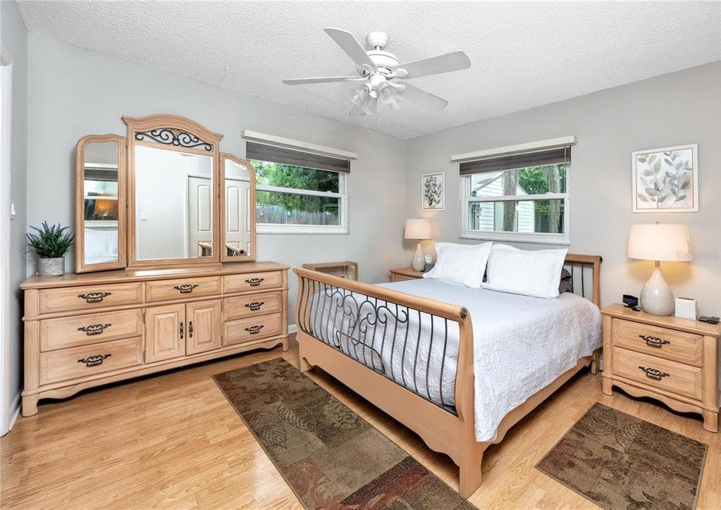 6412 WOODLYNNE Avenue, TAMPA, FL 33614 photo 5