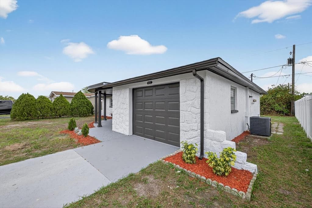 3838 CHERRYWOOD Drive, HOLIDAY, FL 34691 photo 3