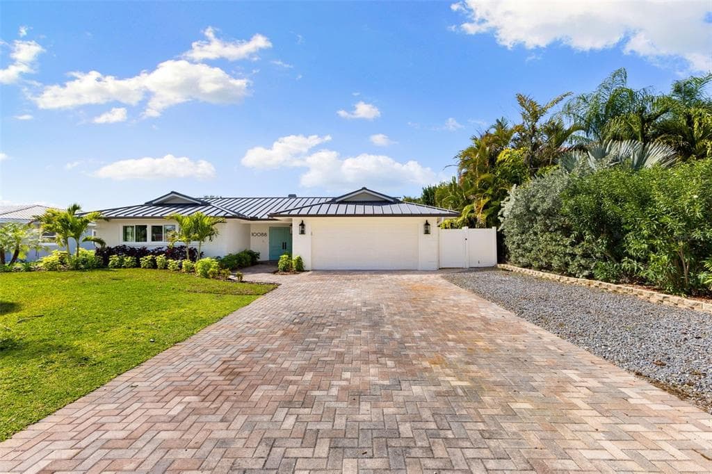 10088 PARADISE BOULEVARD, TREASURE ISLAND, FL, 33706 photo 5