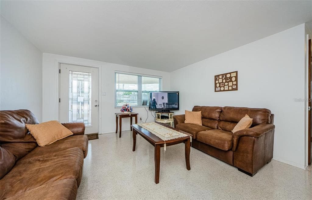 1551 DERRICK Street, HOLIDAY, FL 34690 photo 3