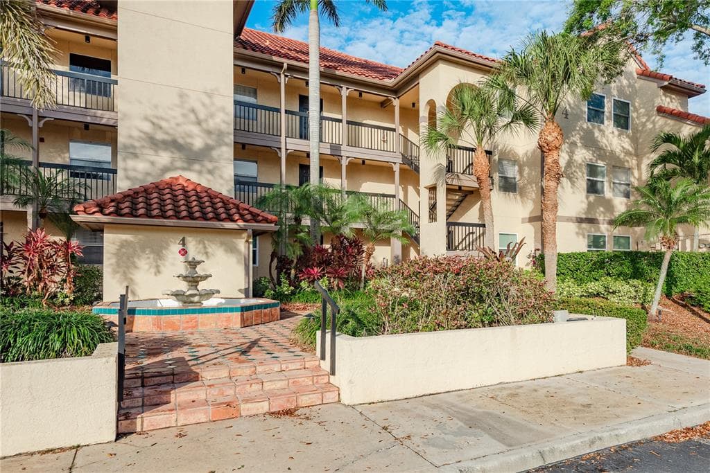 2400 FEATHER SOUND DRIVE, Unit# 427, CLEARWATER, FL, 33762 photo 2