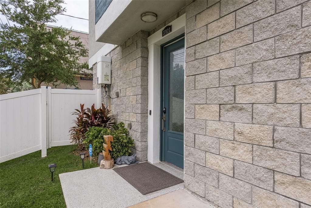 3702 ROLAND STREET, Unit# 2, TAMPA, FL, 33609 photo 3