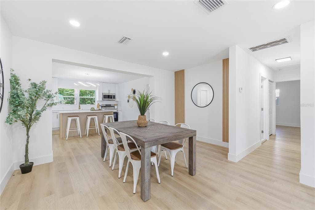 3917 PINE STREET, TAMPA, FL, 33607 photo 5