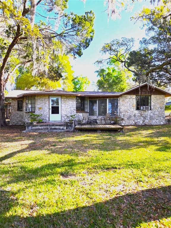 5651 MONROE Street, NEW PORT RICHEY, FL 34653 photo 4