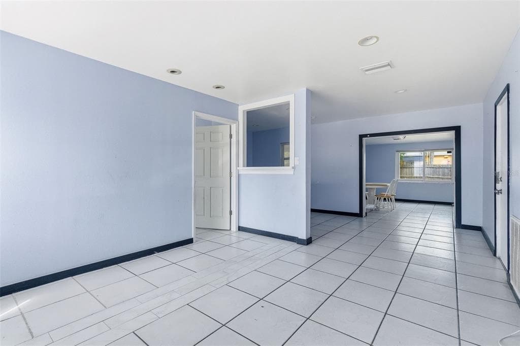 4861 81ST Avenue, PINELLAS PARK, FL 33781 photo 2