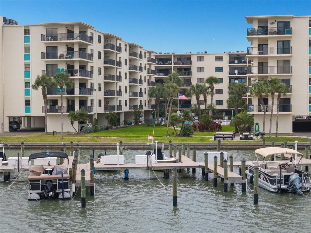 19531 GULF BOULEVARD, Unit# 414, INDIAN SHORES, FL, 33785 photo 2