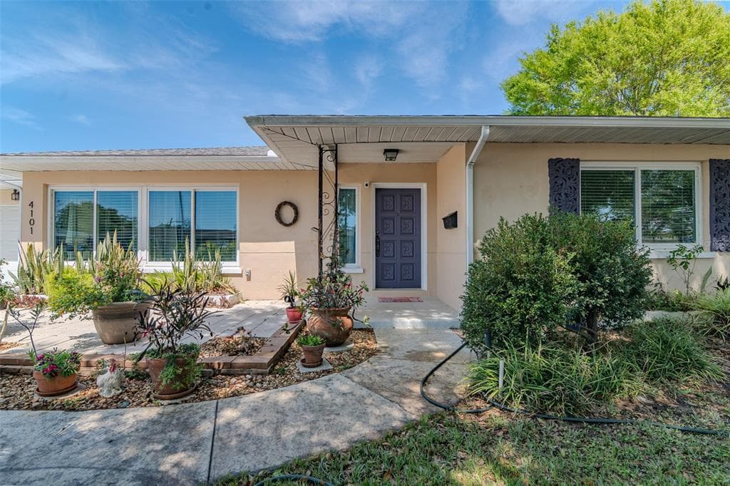 4101 YARDLEY AVENUE, ST PETERSBURG, FL, 33713