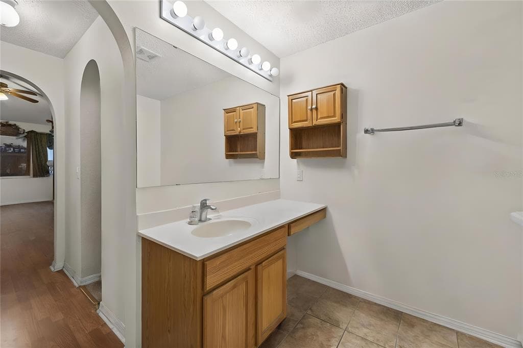 8453 APPLE ORCHARD Road, SPRING HILL, FL 34608 photo 5