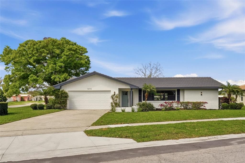 13779 PINECREST DRIVE, LARGO, FL, 33774