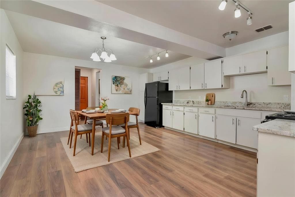 3907 PINE STREET, TAMPA, FL, 33607 photo 3