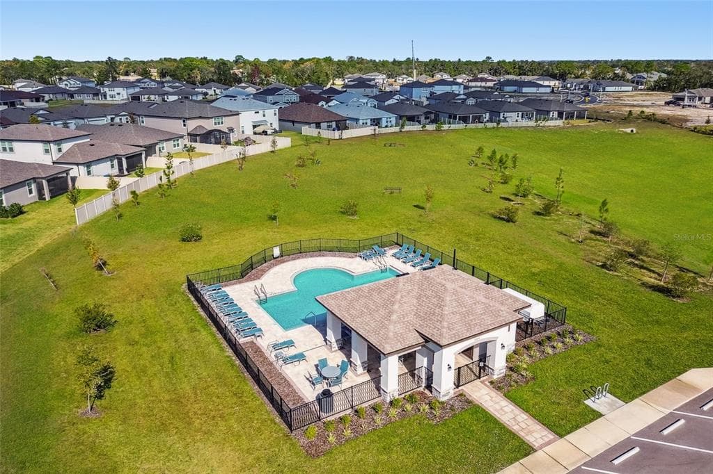 174 NORTHBANK Lane, SPRING HILL, FL 34609 photo 5