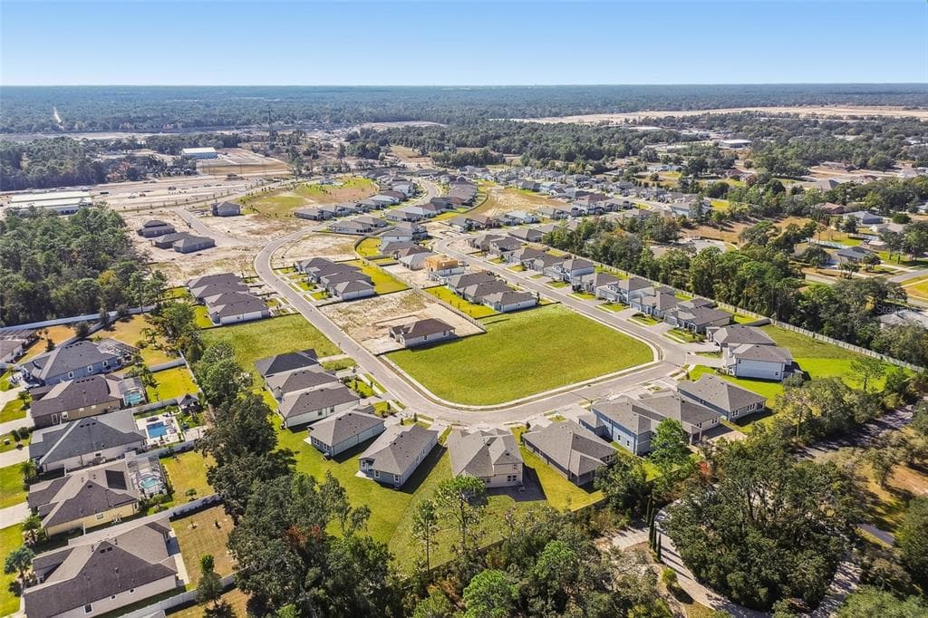 174 NORTHBANK Lane, SPRING HILL, FL 34609 photo 4