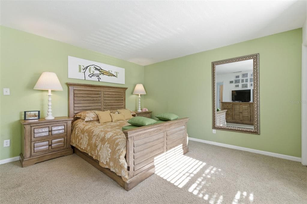 5005 COQUINA KEY DRIVE, Unit# E, ST PETERSBURG, FL, 33705 photo 3