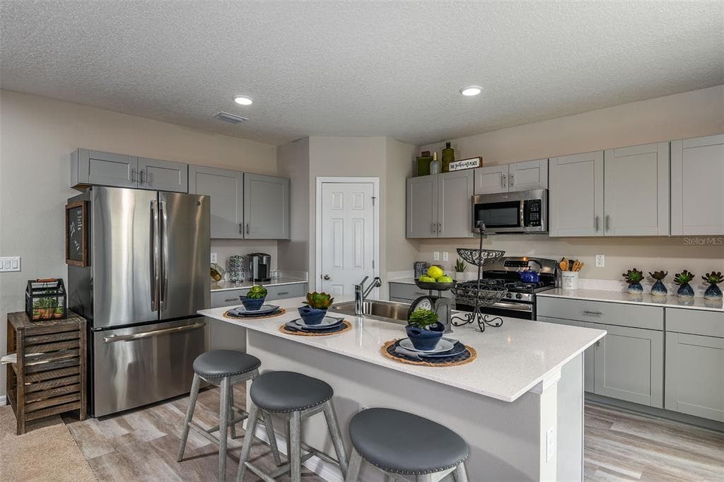 15224 MAUDE LANDING Loop, WIMAUMA, FL 33598 photo 2