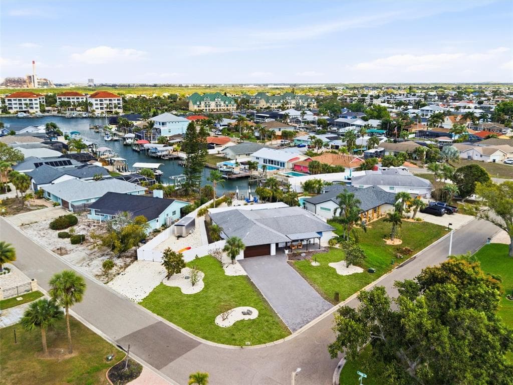 1029 BAL HARBOUR Drive, APOLLO BEACH, FL 33572 photo 3