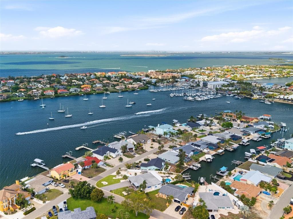 1029 BAL HARBOUR Drive, APOLLO BEACH, FL 33572