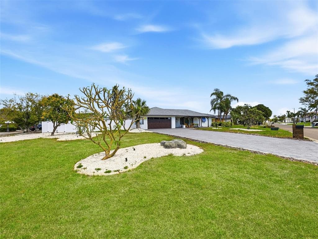 1029 BAL HARBOUR Drive, APOLLO BEACH, FL 33572 photo 5