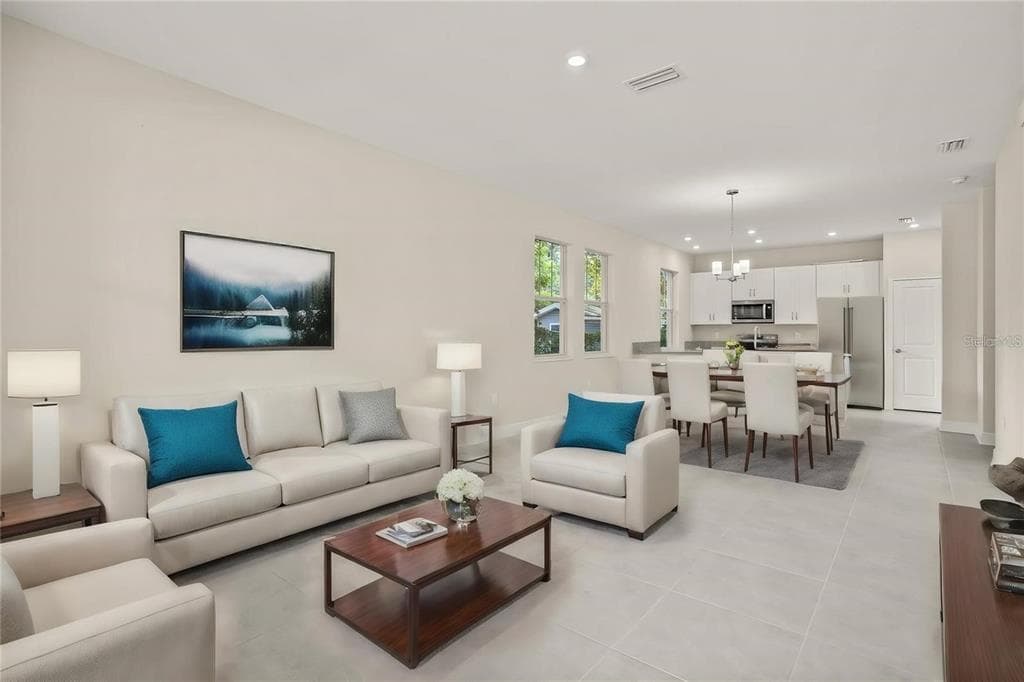 1126 MELROSE AVENUE, ST PETERSBURG, FL, 33705 photo 4