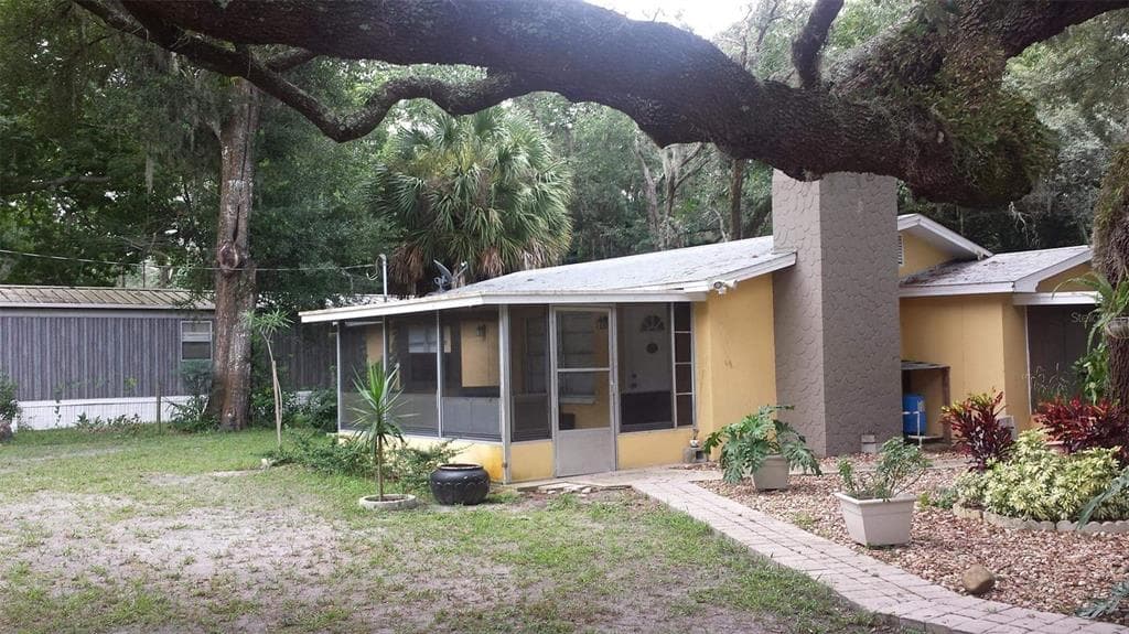 9400 MANGO STREET, NEW PORT RICHEY, FL, 34654