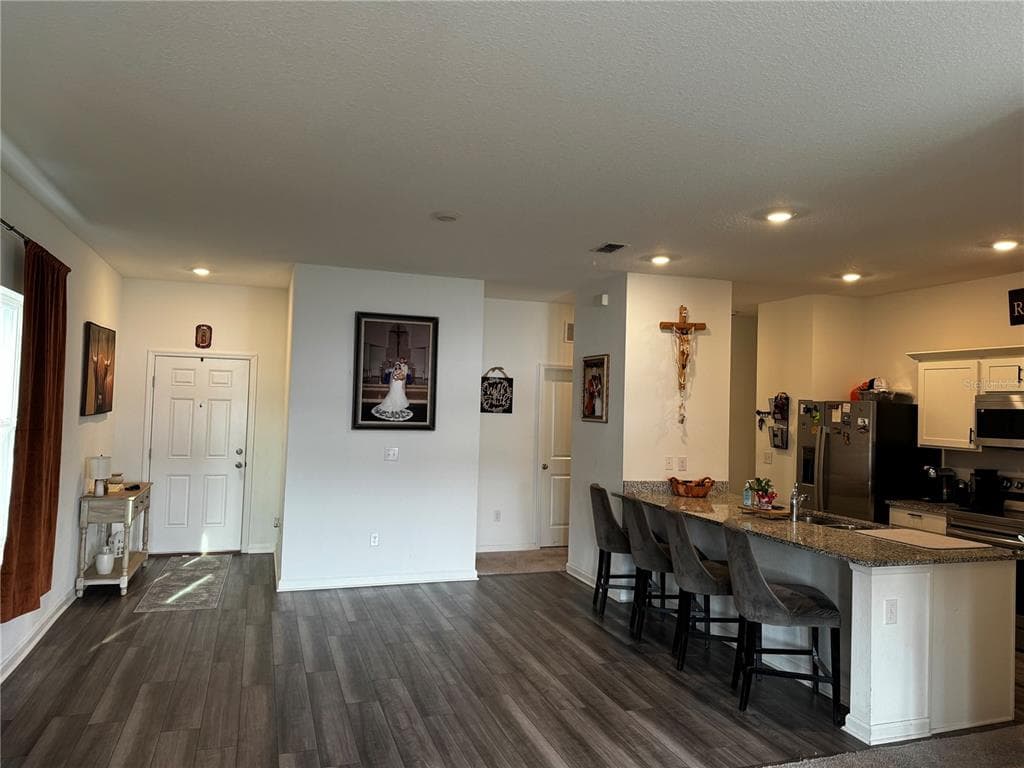 927 KELLY FERN LOOP, RUSKIN, FL, 33570 photo 2