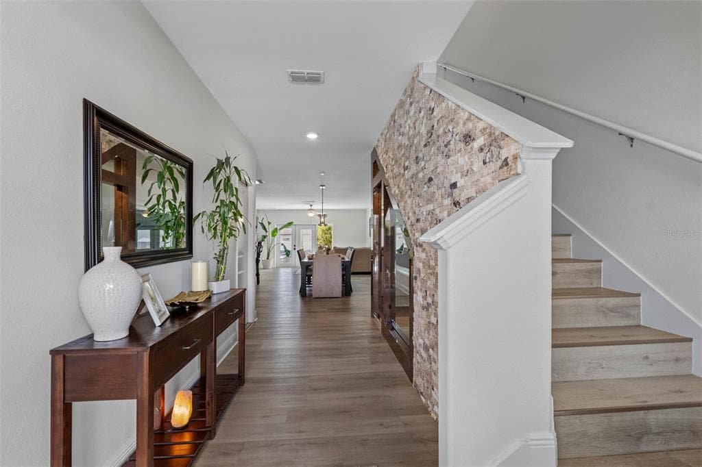 10369 BLUE PLUME Court, RIVERVIEW, FL 33578 photo 5