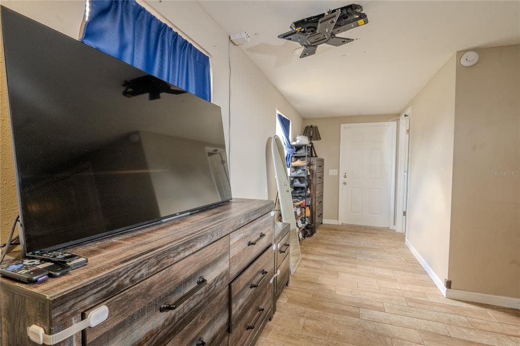 1050 DEAL LANE, HOLIDAY, FL, 34691 photo 4