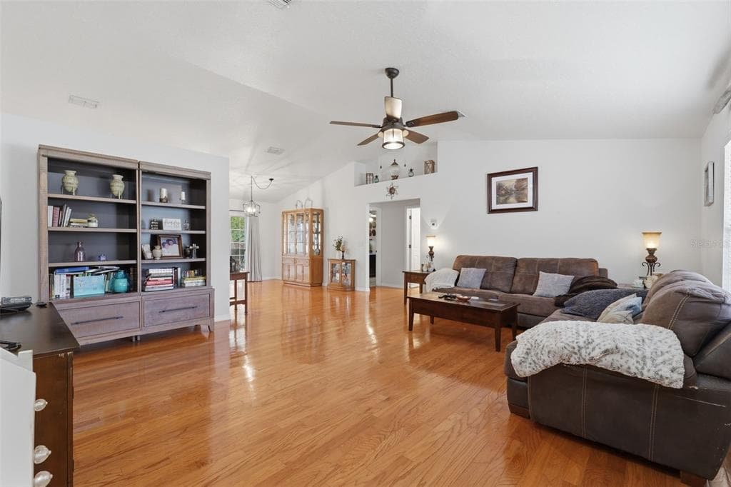 10294 DOTTED WREN AVENUE, WEEKI WACHEE, FL, 34613 photo 4