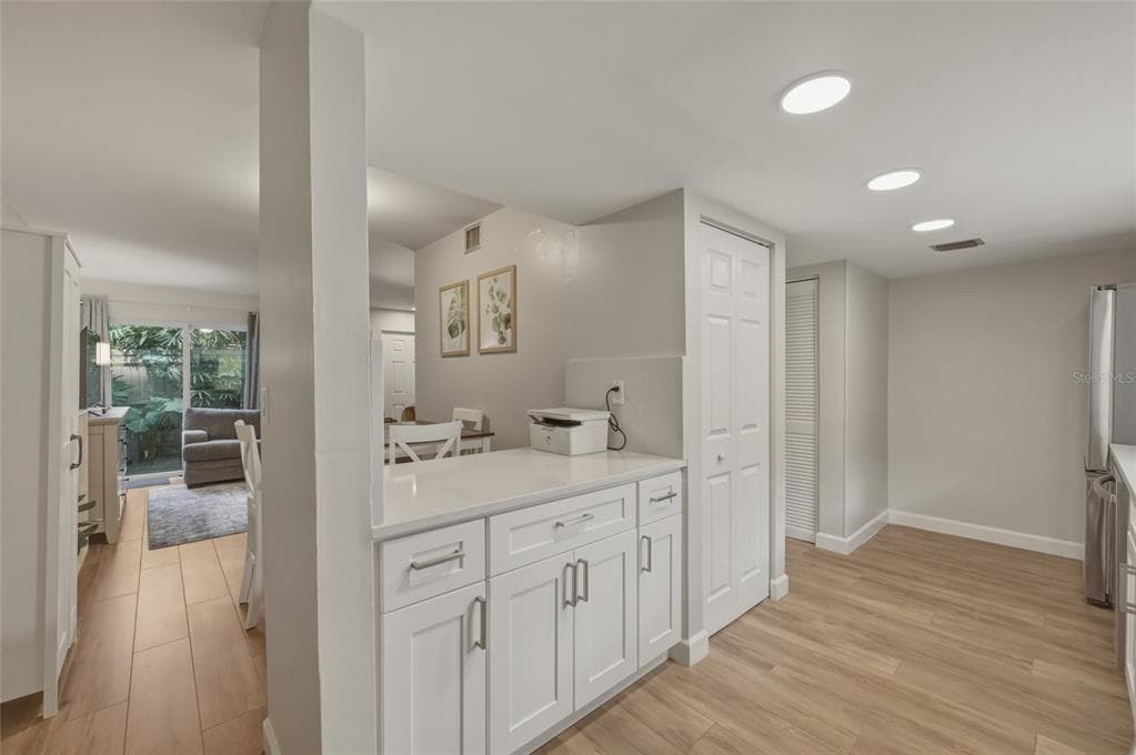 7912 CEDAR DRIVE, Unit# 7912, TEMPLE TERRACE, FL, 33637 photo 5