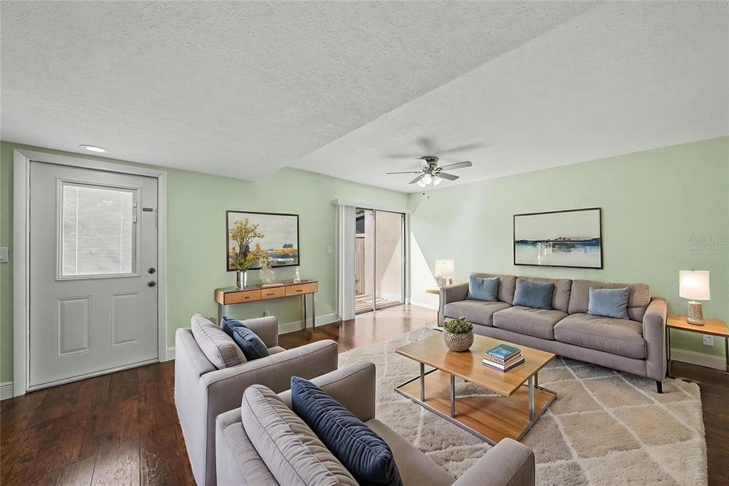 8606 PALM LANE, Unit# 116, TEMPLE TERRACE, FL, 33637 photo 2