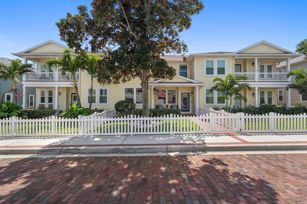 251 1ST AVENUE, LARGO, FL, 33770