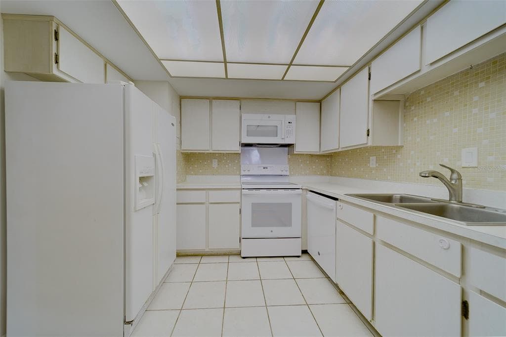 17920 GULF BOULEVARD, Unit# 1408, REDINGTON SHORES, FL, 33708 photo 3