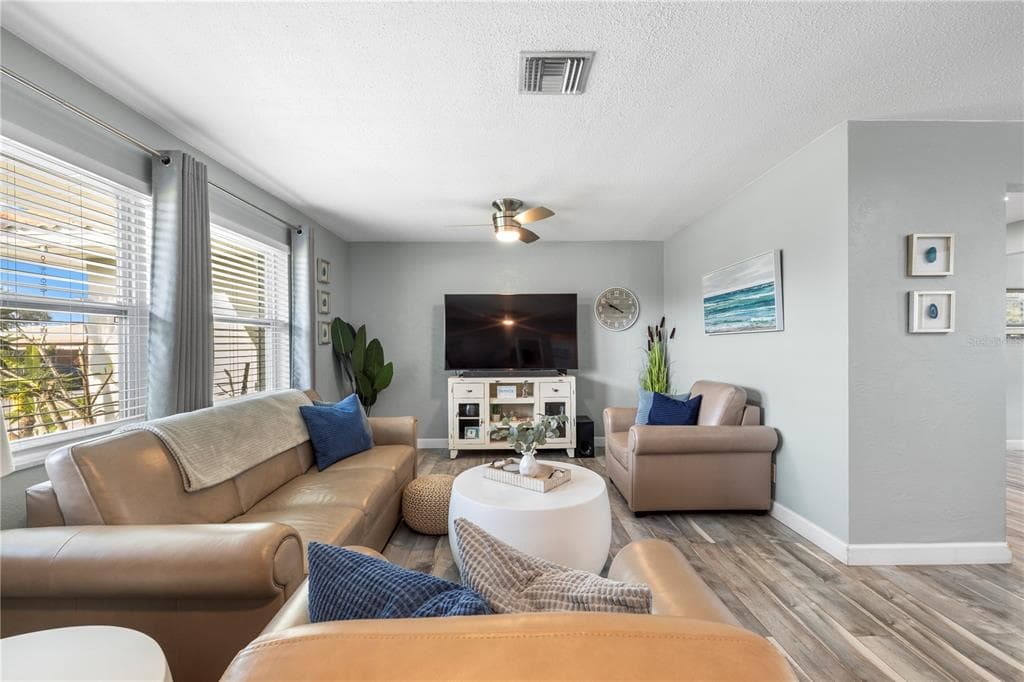 11781 68TH AVENUE, SEMINOLE, FL, 33772 photo 3